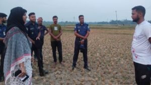 ভেকু মালিককে জরিমানা কৃষি জমির টপ সয়েল কাটায়