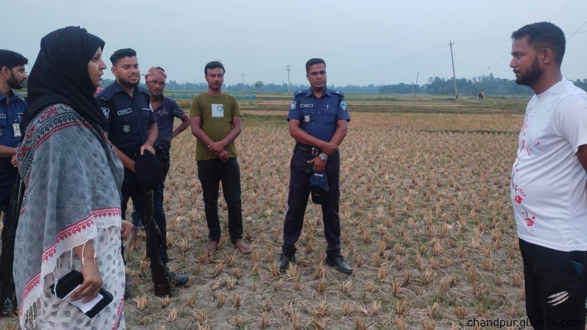 ভেকু মালিককে জরিমানা কৃষি জমির টপ সয়েল কাটায়